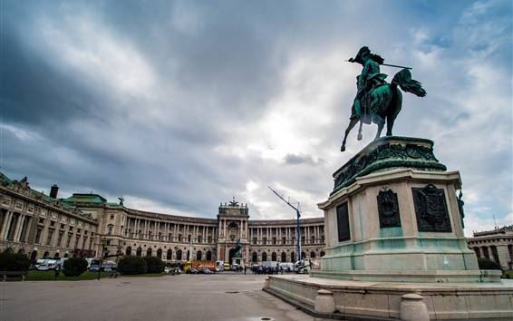 Rothschild suit revives family's Vienna past
