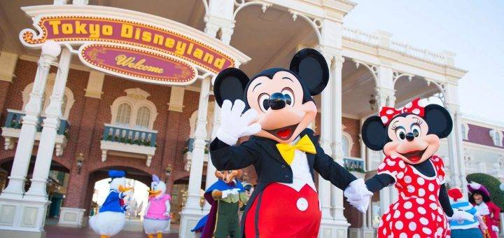 Tokyo Disney parks closing for two weeks on virus fears