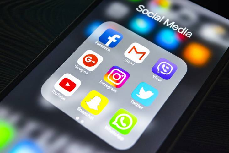 Facebook, Twitter, Google, others invited for consultation on Pakistan's new social media rules