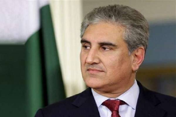 FM Qureshi back to office after recovering from Covid-19