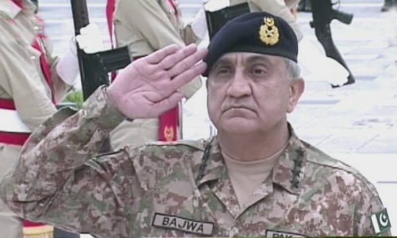 COAS Bajwa interacts with senior serving, retired military officers in Lahore