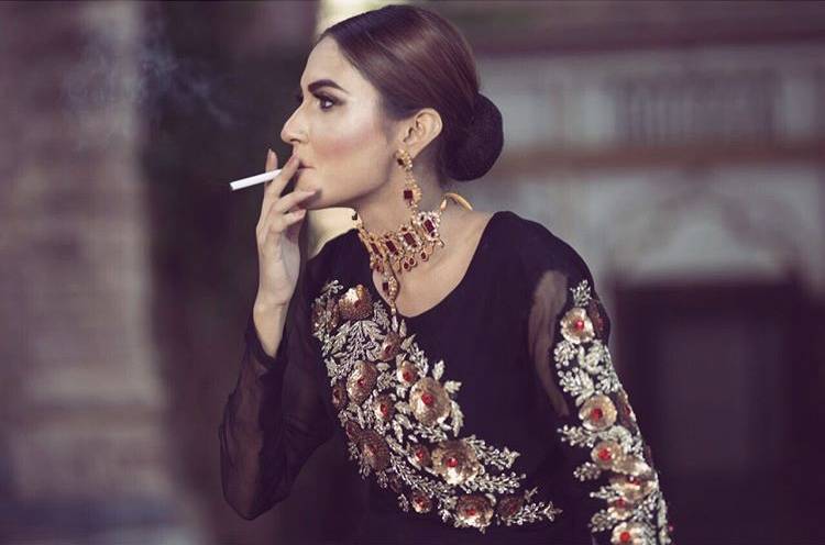  Model Zarish Grewal hits back at people criticising her for “normalizing” smoking
