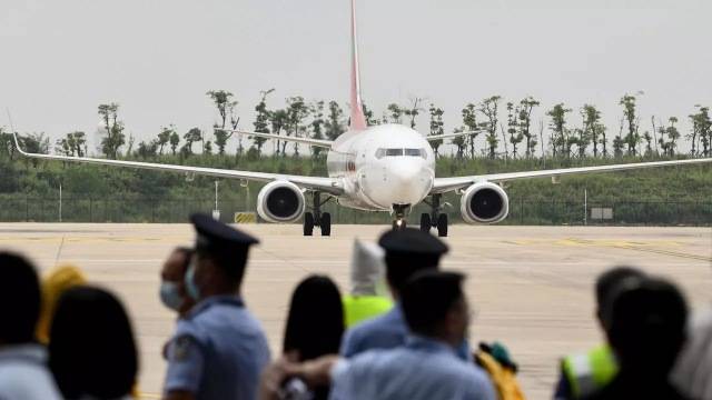 Coronavirus epicentre Wuhan re-opens for international flights