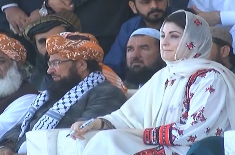 PDM holds third mass contact rally in Quetta to 'oust' PM Imran