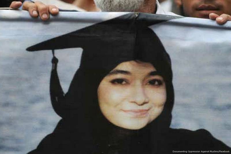 Dr Aafia Siddiqui finally signs mercy petition to send to US president