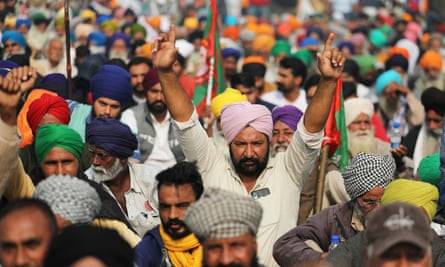 Indian farmers reject amendments, announce to intensify protests