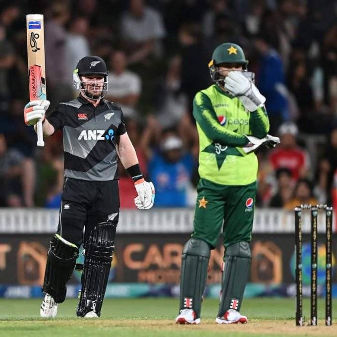 New Zealand win 2nd T20 to seal series again Pakistan 