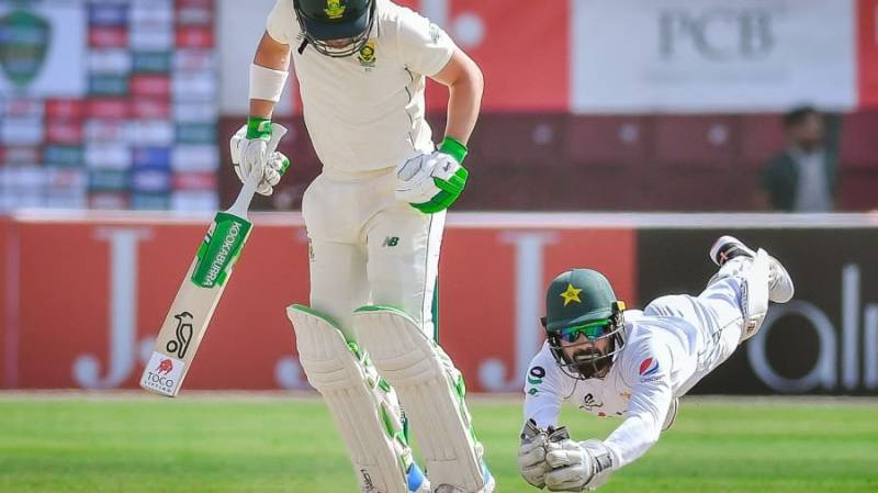 PAKvSA: Green shirts, Protease face off in second Test tomorrow