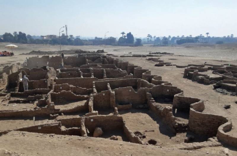 ‘Lost golden city’- Archaeologists unearth 3000-year-old pharaonic city in Egypt