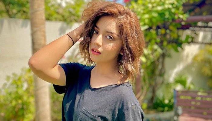 Comparison with BTS' Jungkook 'a compliment': Alizeh Shah