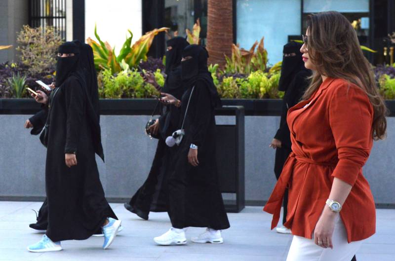 Saudi women can now live on their own without male guardian approval