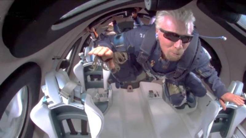 'Experience of a lifetime' for Richard Branson as he successfully reaches space (VIDEO)