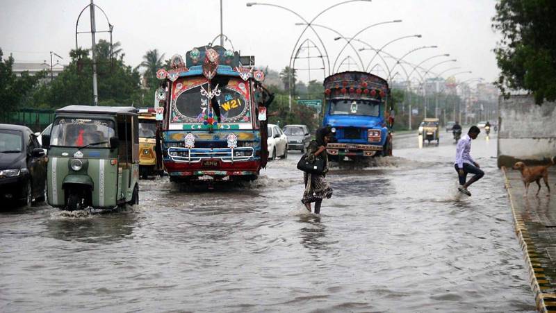 Season's first Monsoon rain hits parts of country, turns weather pleasant