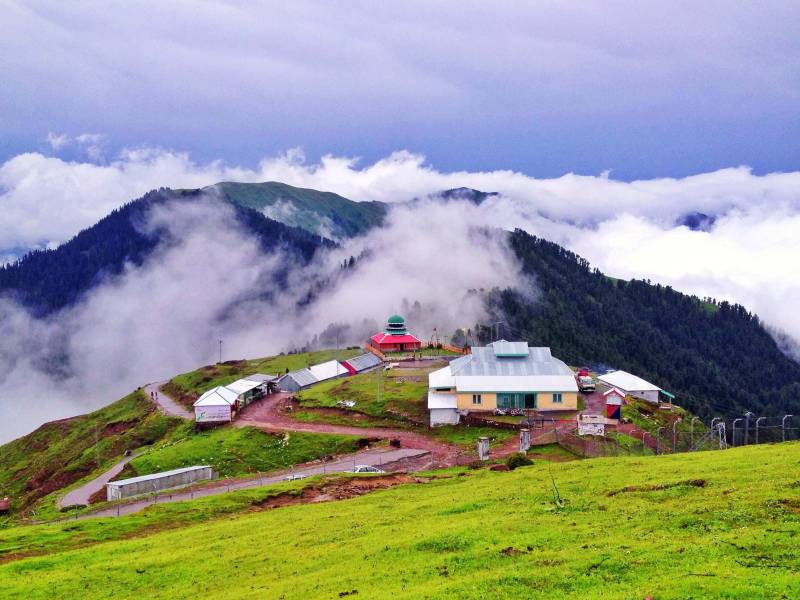 AJK bans tourism for ten days amid Covid fears