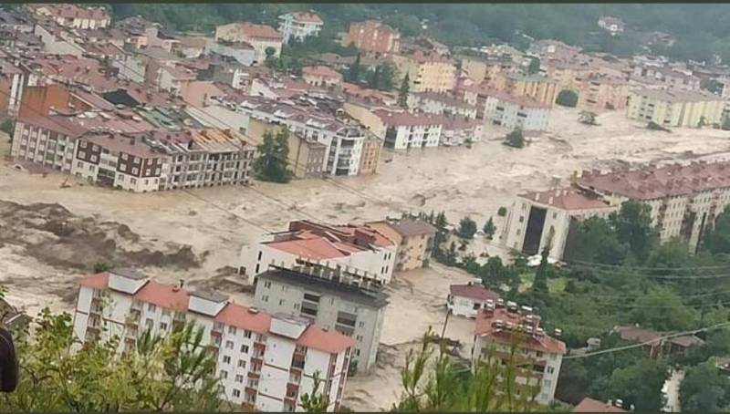 Pakistan condoles over deaths in Turkey floods, mudslides