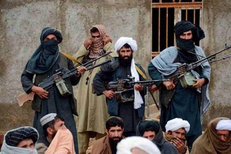 Afghanistan's Jalalabad falls to Taliban as insurgents march towards Kabul