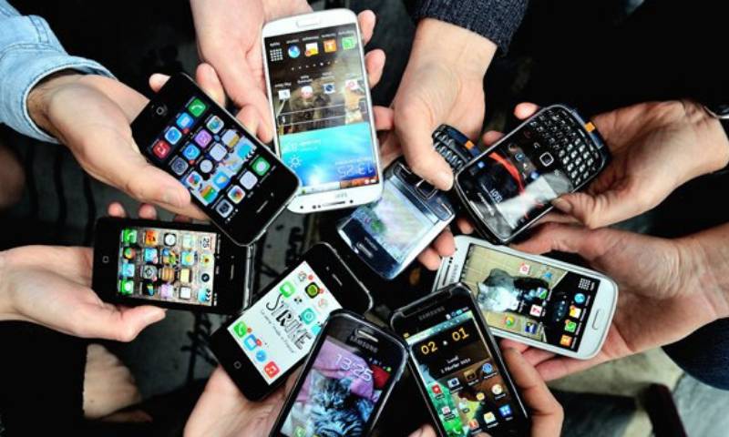 Pakistan becomes smartphone exporter
