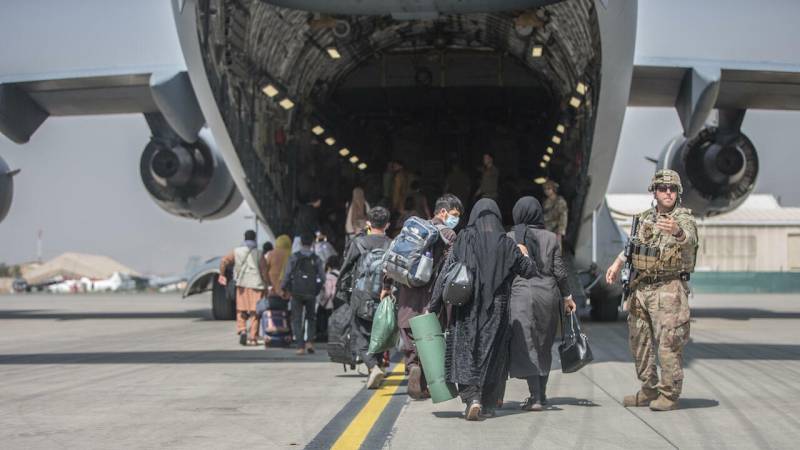 Around 100 countries say they expect Taliban to ensure 'safe and orderly' evacuation after Aug 31
