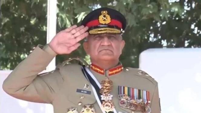 Gen Bajwa highlights importance of training for troops during Pano Aqil visit