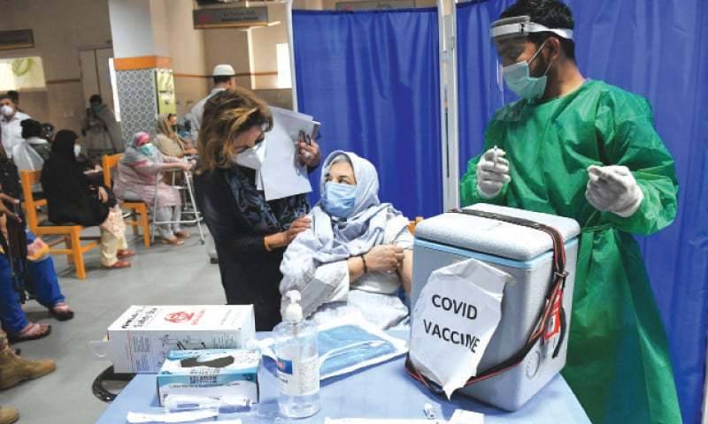 Pakistan tightens restrictions for unvaccinated persons from Oct 1