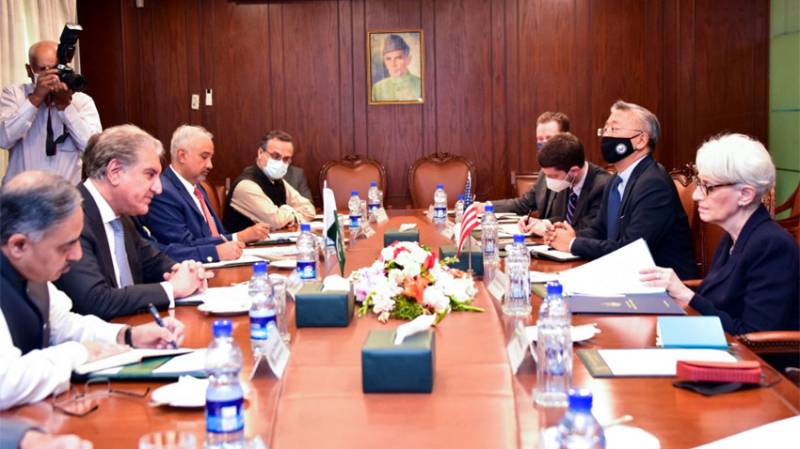 Pakistan desires sustainable relationship with US: FM Qureshi