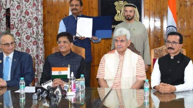 Dubai signs deal with India for investment in occupied Kashmir