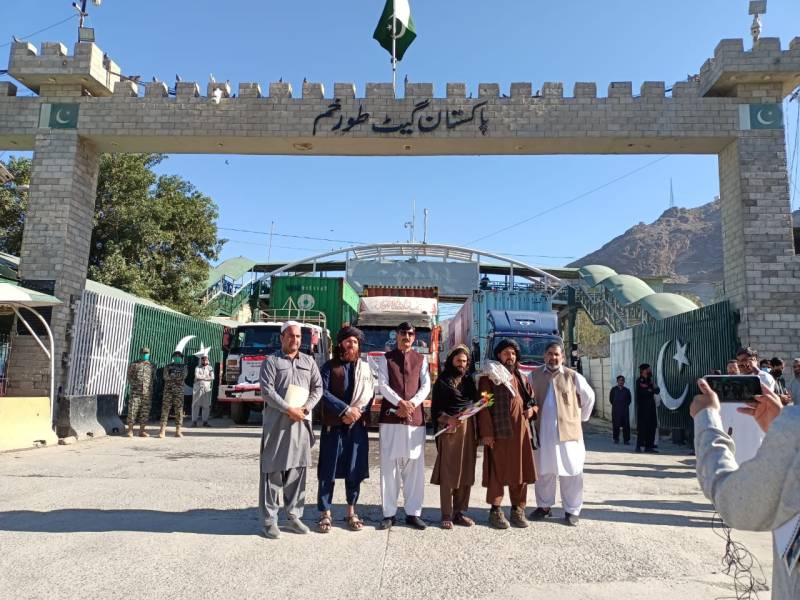 Another three trucks of relief goods from Pakistan reach Afghanistan