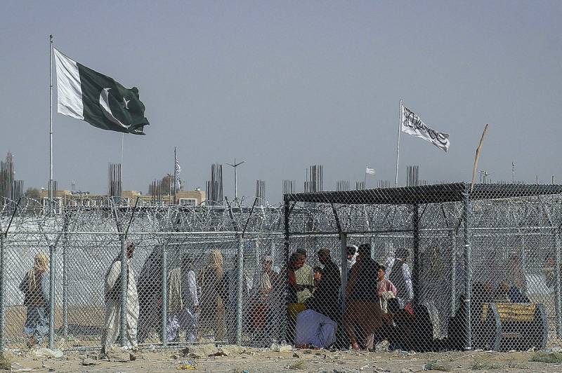 Pakistan reopens Chaman-Boldak border crossing after talks with Taliban