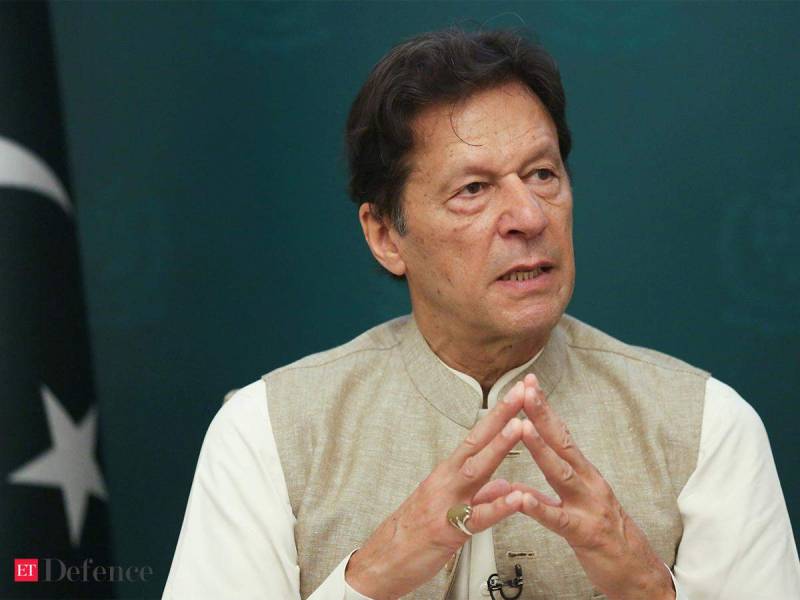 PM Imran says PML-N digging its own grave by jumping into spat between judges