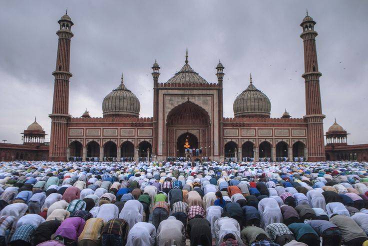 Pakistan slams BJP-led India for barring Muslims from Friday prayers