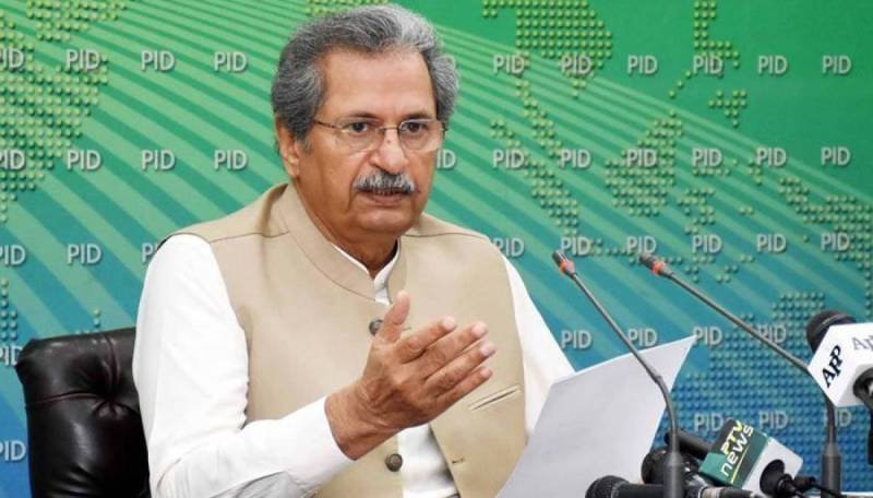 Shafqat Mahmood clears the air about schools closure as pollution worsens