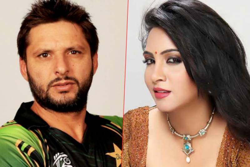 Indian actress who accused Afridi of impregnating her hospitalised after car crash