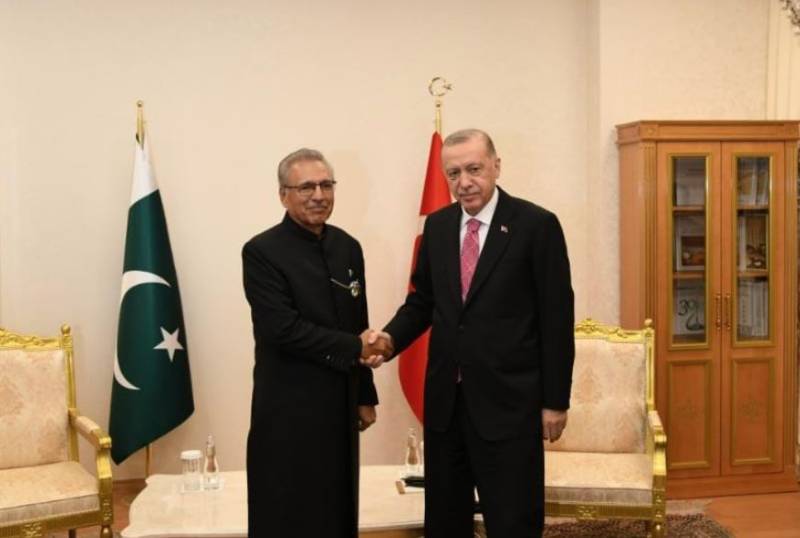 Pakistan, Turkey vow to strengthen economic, bilateral ties