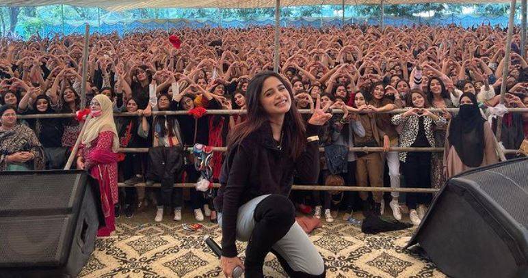 ‘Dream come true’ – Aima Baig becomes Spotify Pakistan’s most streamed female artist of 2021