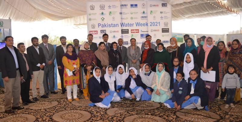 4,000 participants, 20 nationalities, number of solutions to problems at Pakistan Water Week 