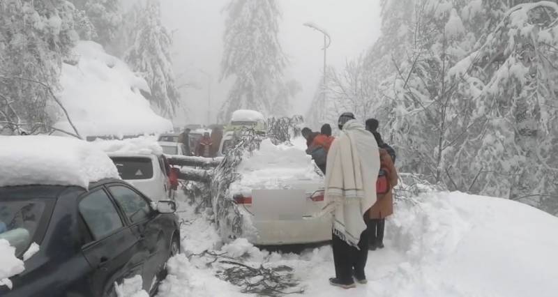 UK, US express condolence after 22 tourists freeze to death in Murree