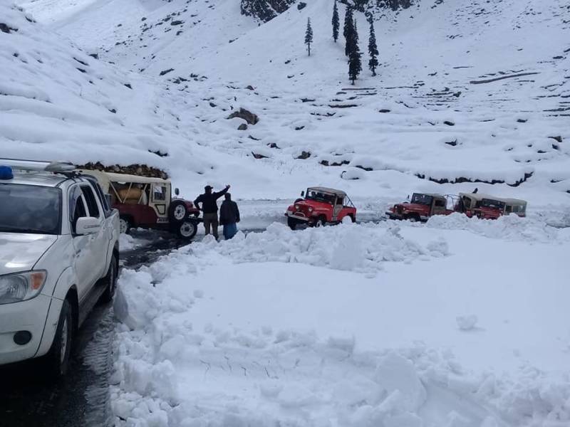 Pakistan bans entry to three other tourism destinations as Met office forecasts heavy snowfall