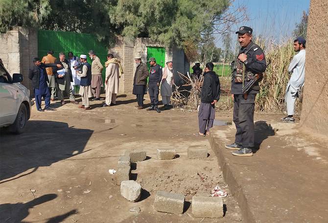 Policeman guarding polio workers shot dead in Kohat