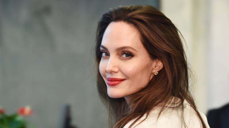 Angelina Jolie responds to a letter from an Afghan girl in distress