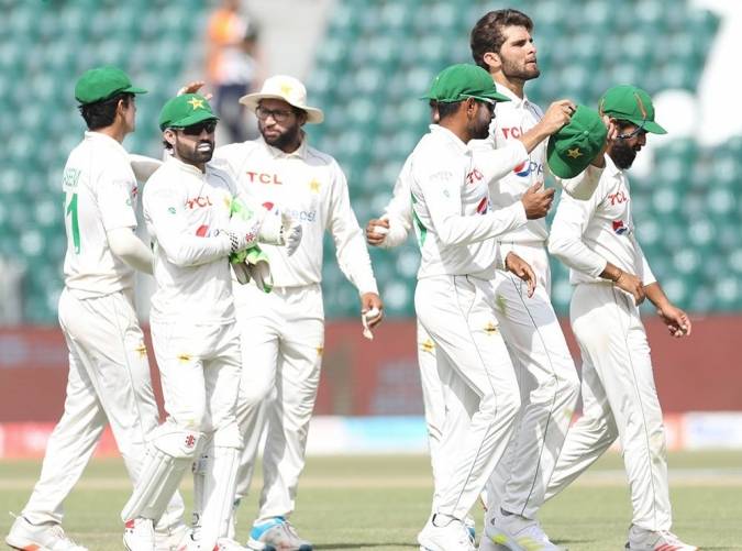 PAKvAUS, 3rd Test: Pakistan resume first innings against Australia on Day 3