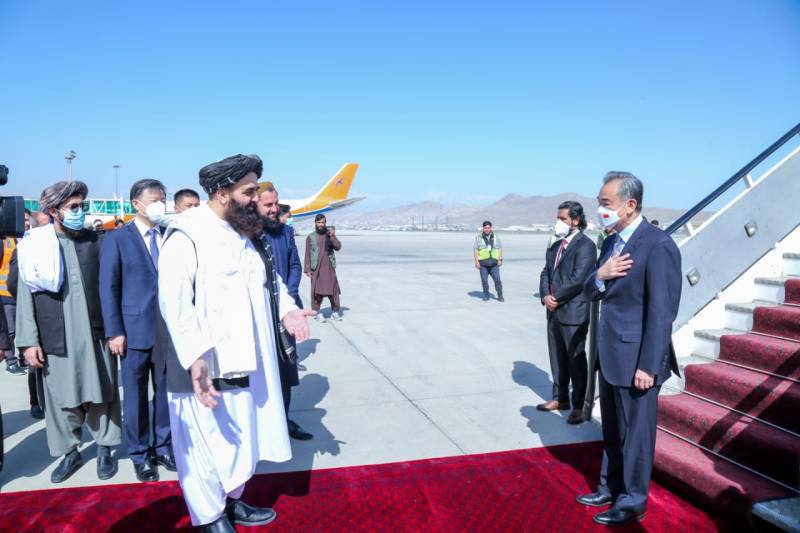 Chinese FM meets Taliban during maiden visit to Afghanistan