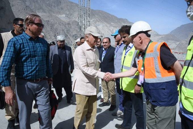 PM Shehbaz Sharif orders early completion of Diamer Bhasha Dam