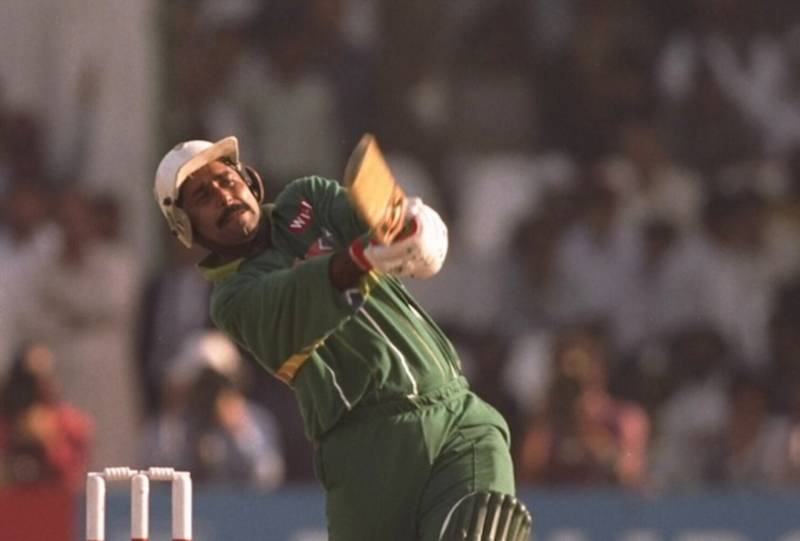 On this day in 1986, Javed Miandad created history by smashing six to help Pakistan lift Asia Cup against India