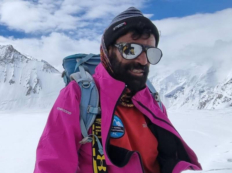Pakistani climber Ali Raza Sadpara sustains spinal injuries after fall during training