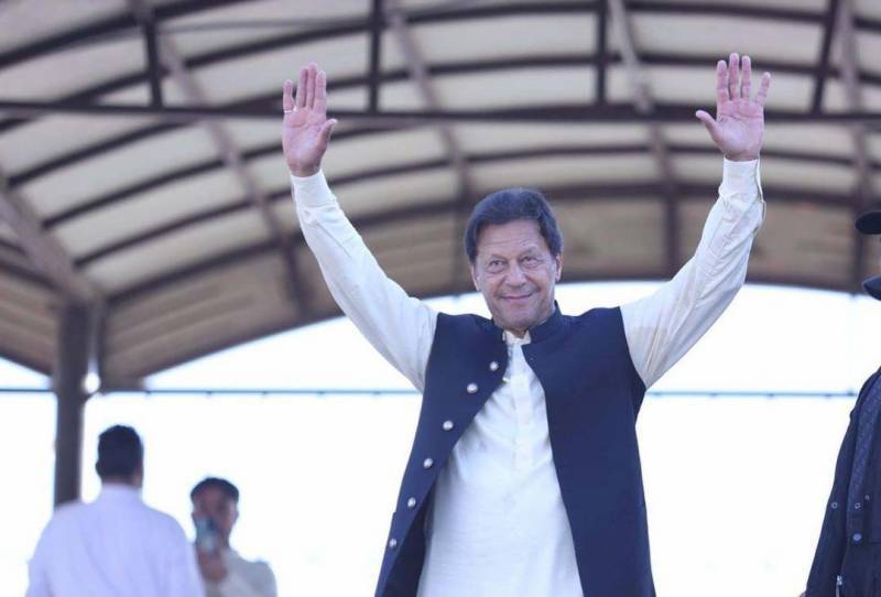 Imran says foreign powers conspired to bring Shehbaz Sharif into power