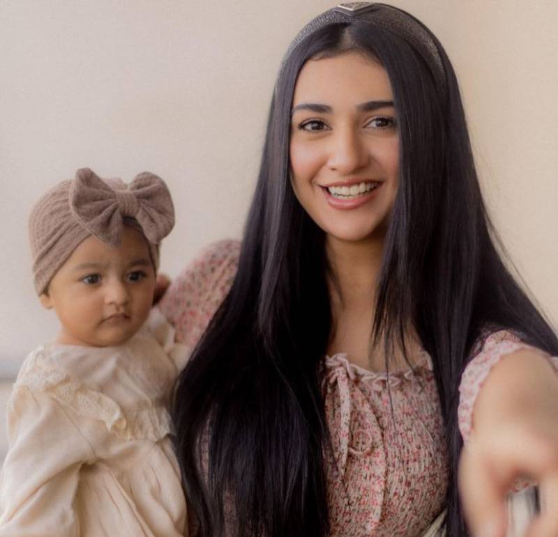 Sarah Khan shares adorable video of daughter Alyana Falak