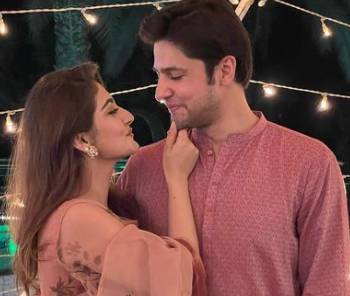 Hiba Bukhari and Arez Ahmed’s twinning moment takes the internet by storm