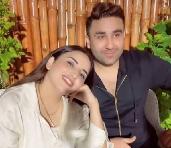 Hareem Shah's new intimate video with husband goes viral