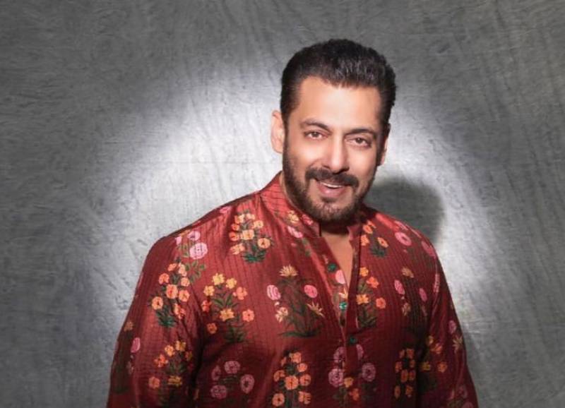 Salman Khan escapes assassination bid days after receiving threats