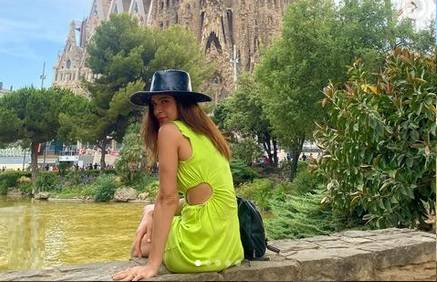 Ayesha Omar spotted vacationing in Spain